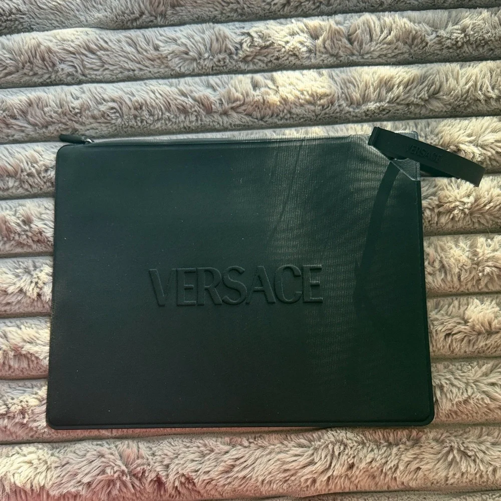 Versace authentic black